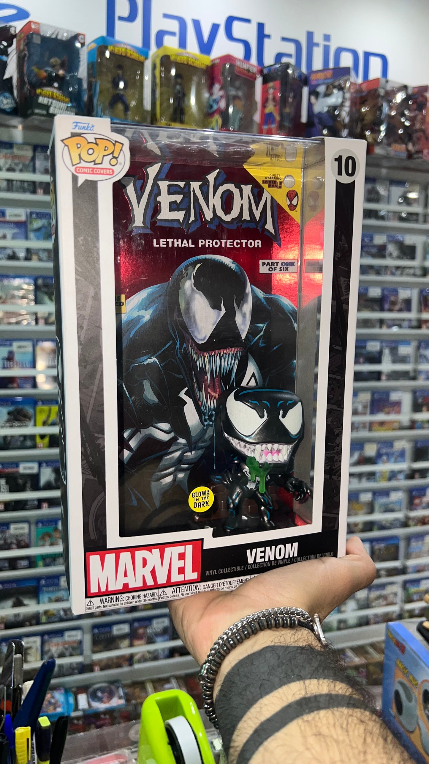 Marvel Comic Cover - Venom (10) glows Exclusive