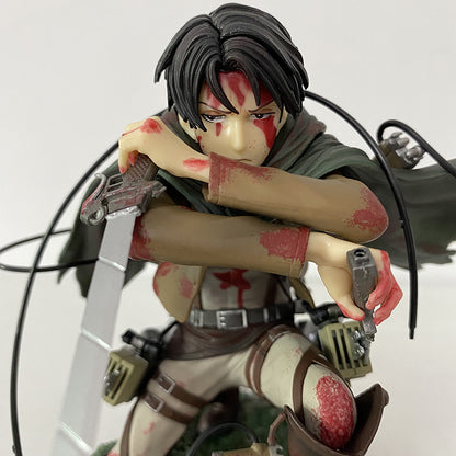 Attack on Titan - Levi Ackerman Ver. ArtFxJ  17 cm