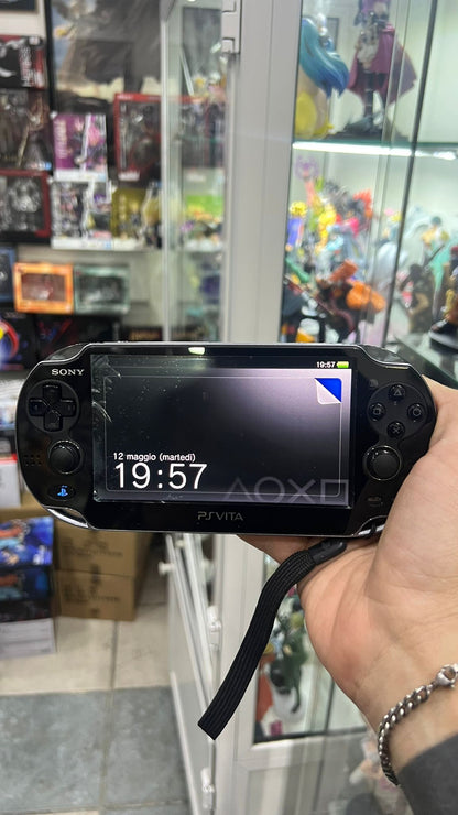 PS Vita modello Fat (usata)