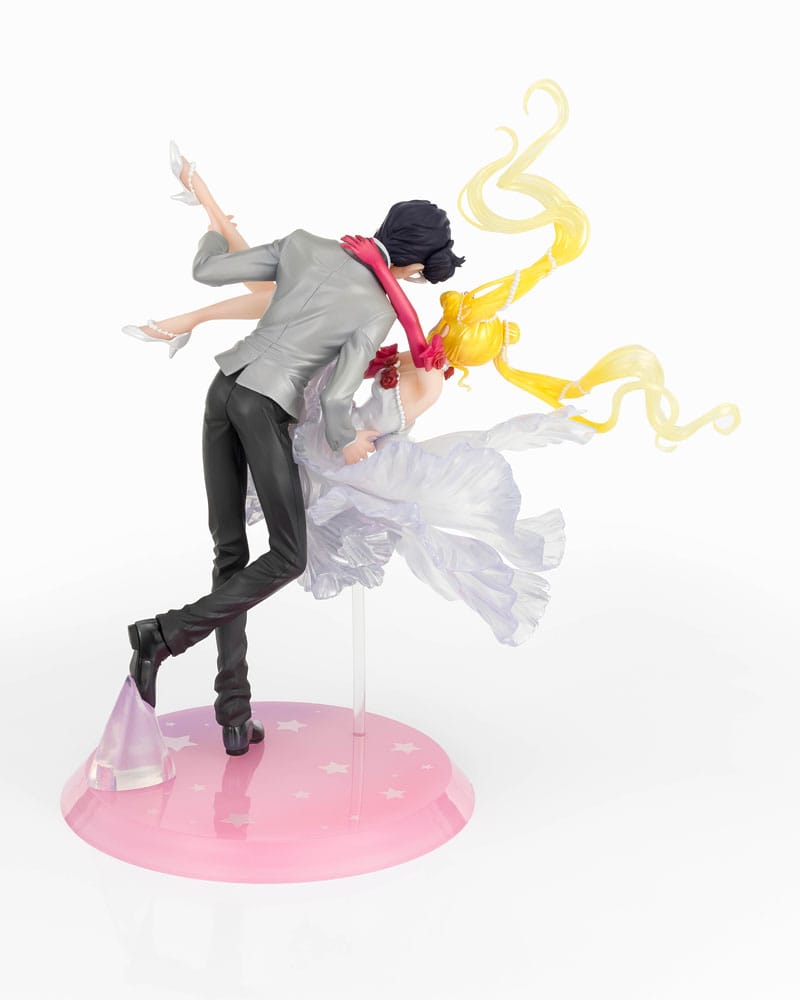 Figuarts Zero Sailor Moon - Usagi and Tuxedo Mask Moonlight Glow Edition 24 cm