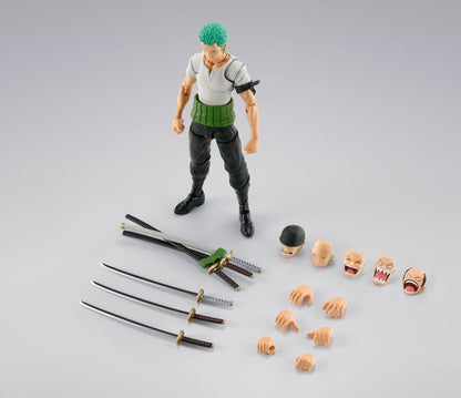 SH Figuarts - Roronoa Zoro Romance Dawn 15Cm