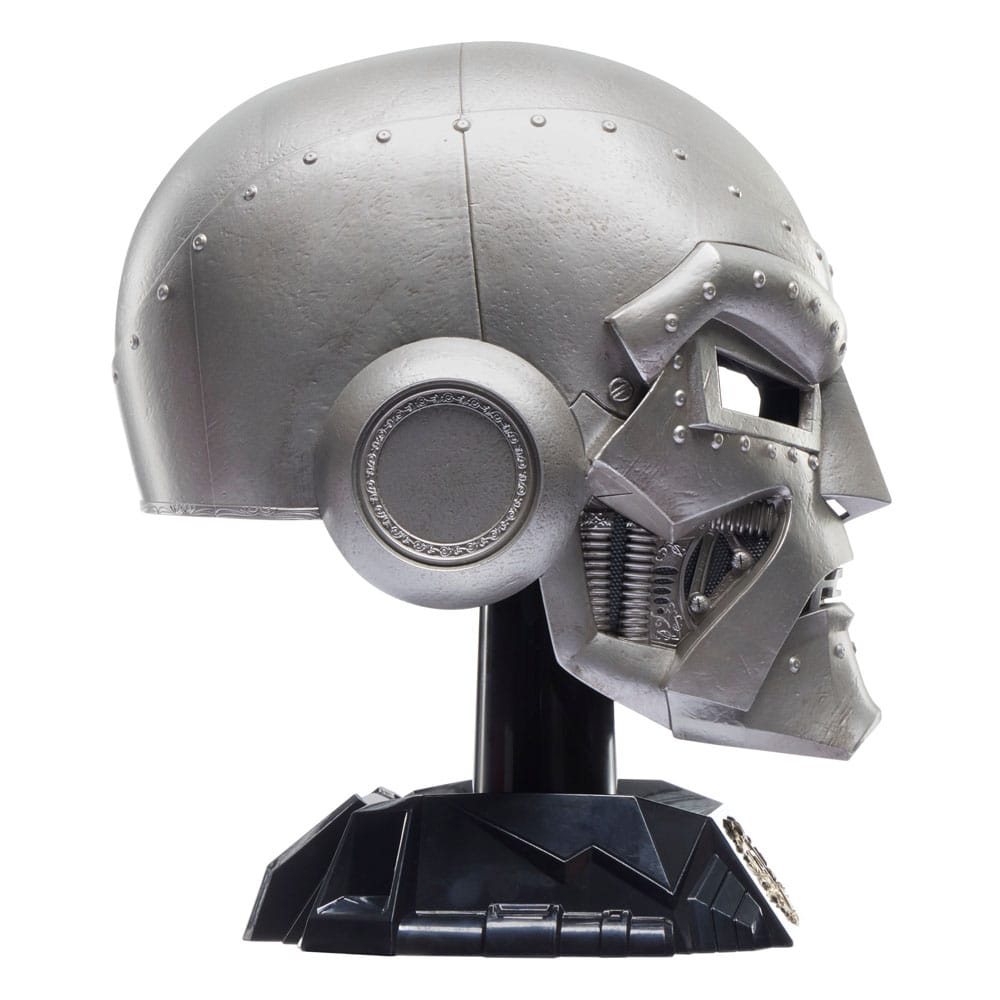 Marvel Legends Replica - Doctor Doom Premium Helmet