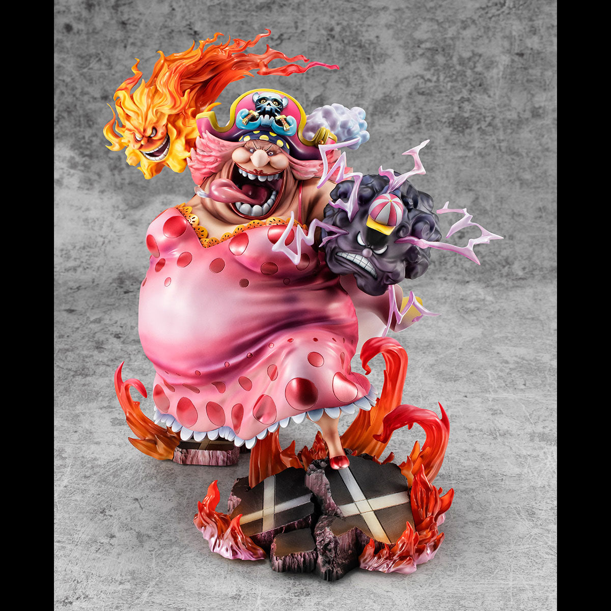 MegaHouse One Piece - Big Mom Charlotte Linlin 36 cm