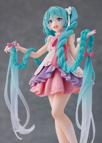 Hatsune Miku - Wonderland Rapunzel 18Cm