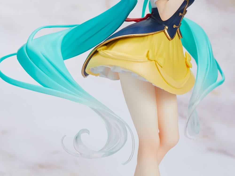 Hatsune Miku - Wonderland Snow White 18Cm
