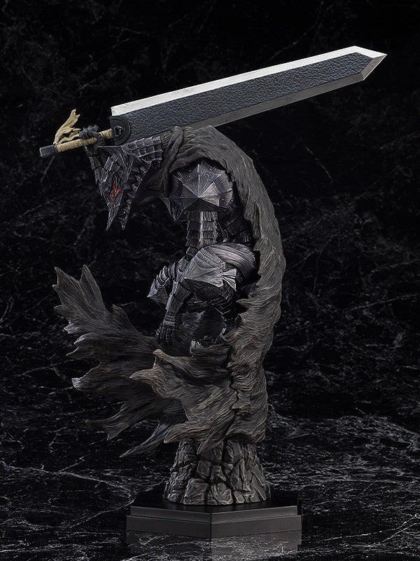 Berserk - Statua Gatsu (Berserker Armor) 28cm